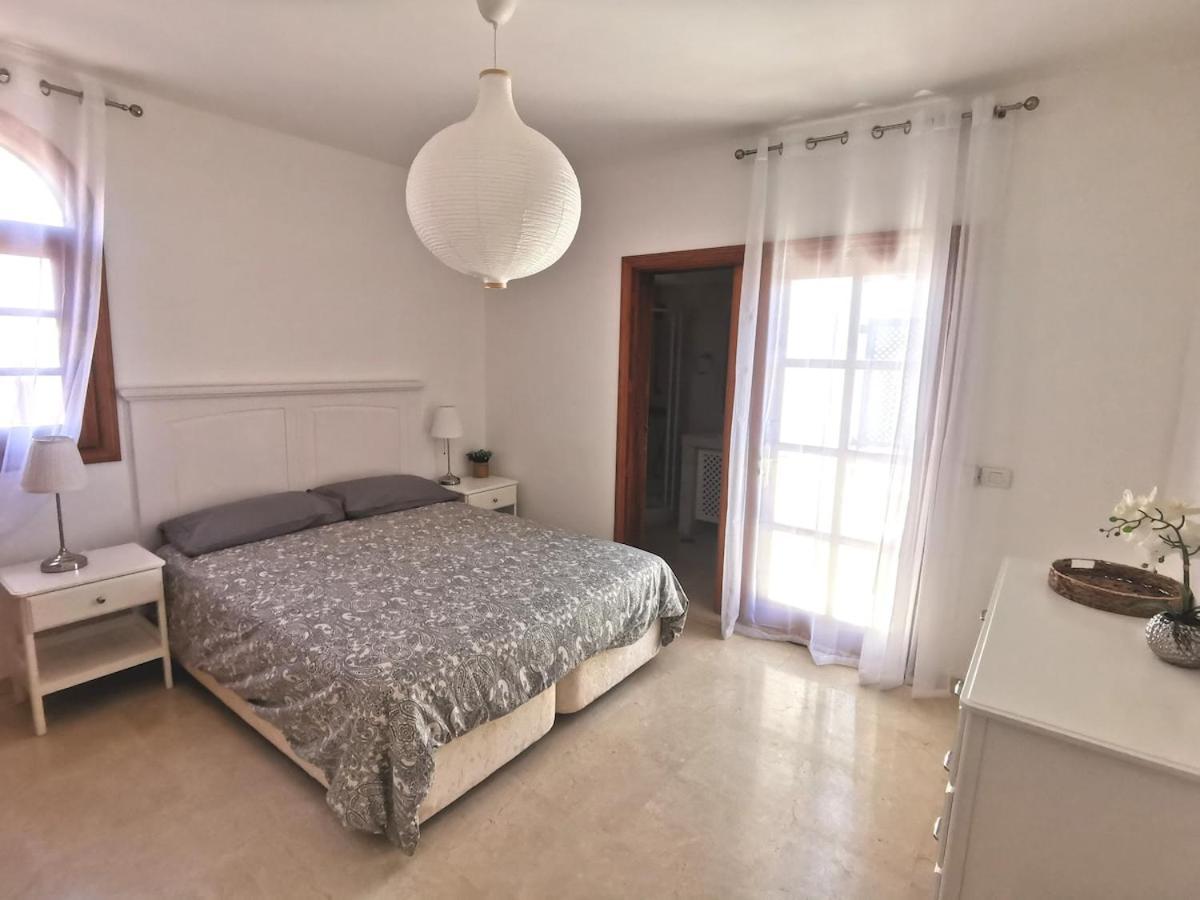 Villa Ibiza - Beautiful House With Private Pool Chayofa 外观 照片